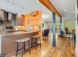 11724 Newbridge Ct, Reston, VA 20191