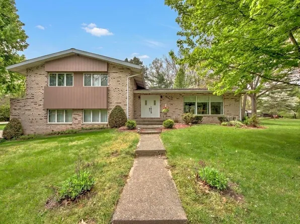6544 W Calloway St, Michigan City, IN 46360