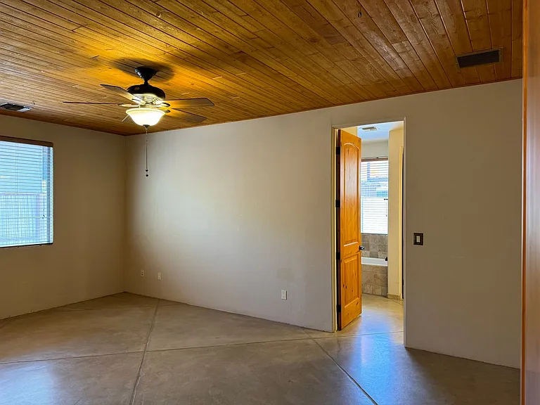 1717 N Baxter Dr — Photo 31