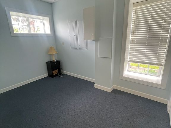 3rd image of 604 Sea Gate Dr Floor 1