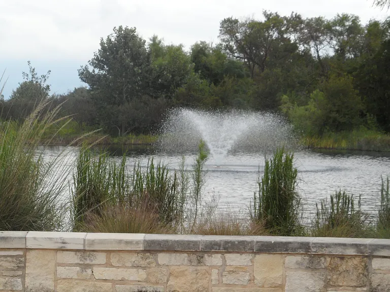 911 Craters Of The Moon Blvd — Photo 18