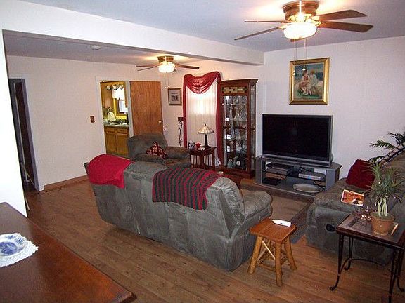 4th image of 12443 W Brooke Ave