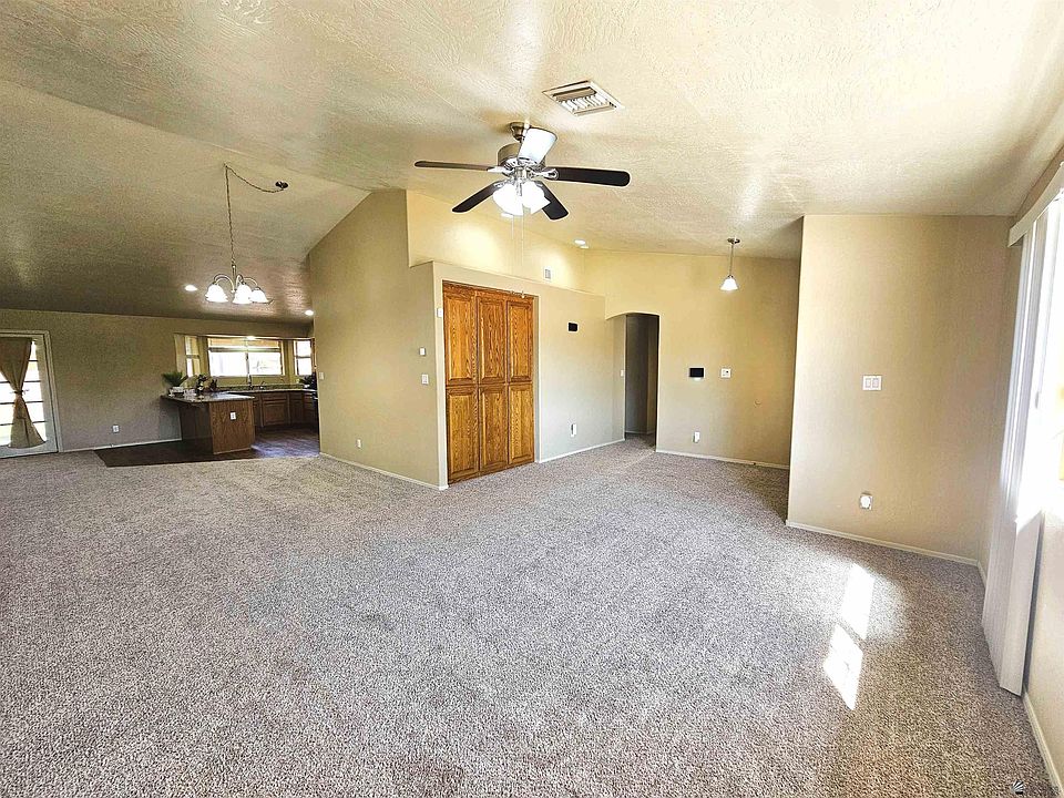 2762 S 36th Dr, Yuma, AZ 85364 | MLS #20255144 | Zillow
