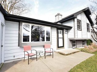 2319 S Horizon Dr, Appleton, WI 54915