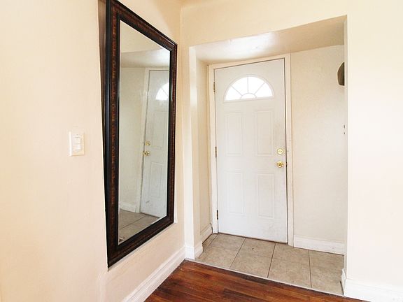 3rd image of 20517 Anita St