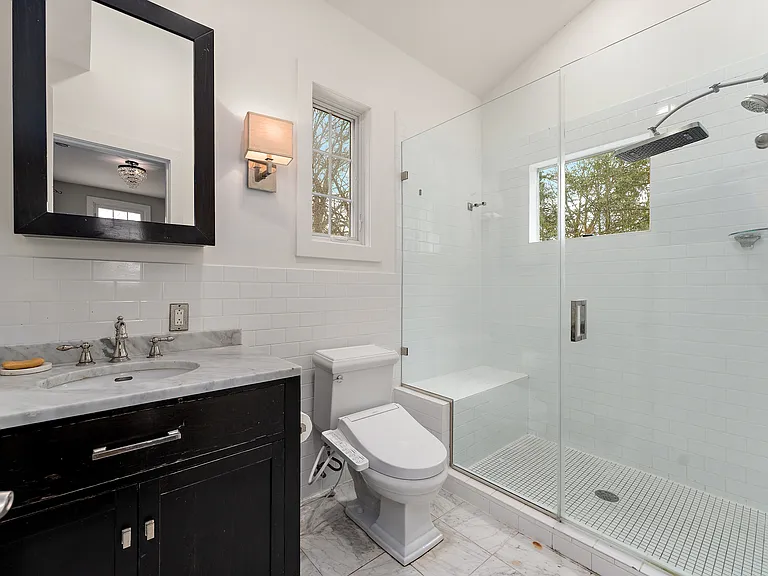 Second Floor Full Bath
