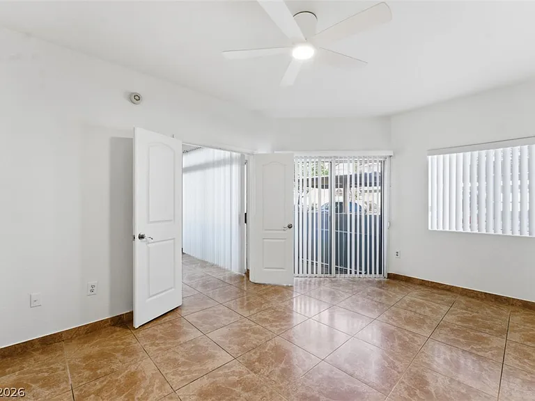 7400 W Flamingo Rd #1090 — Photo 14