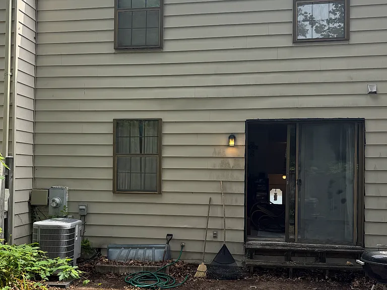 5964 Clerkenwell Ct — Photo 2