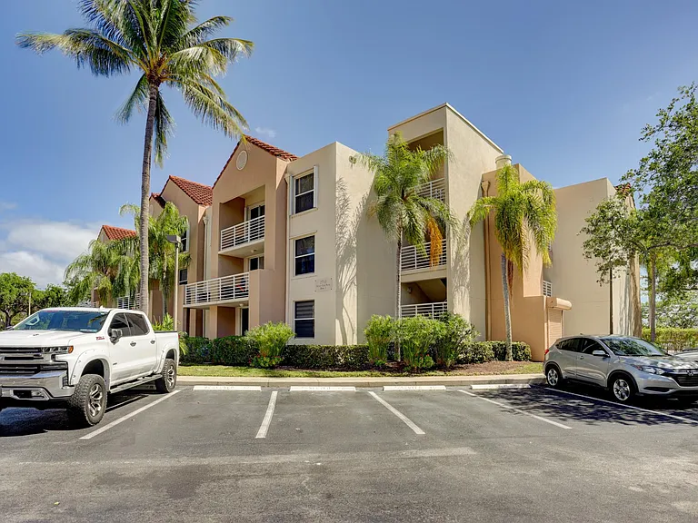 2711 Ocean Club Blvd #203 — Photo 30