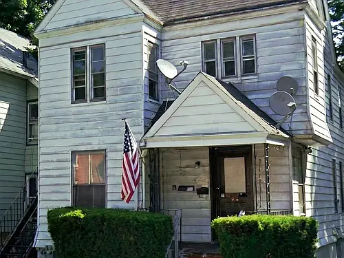 14 Hooker Ave Photo 1