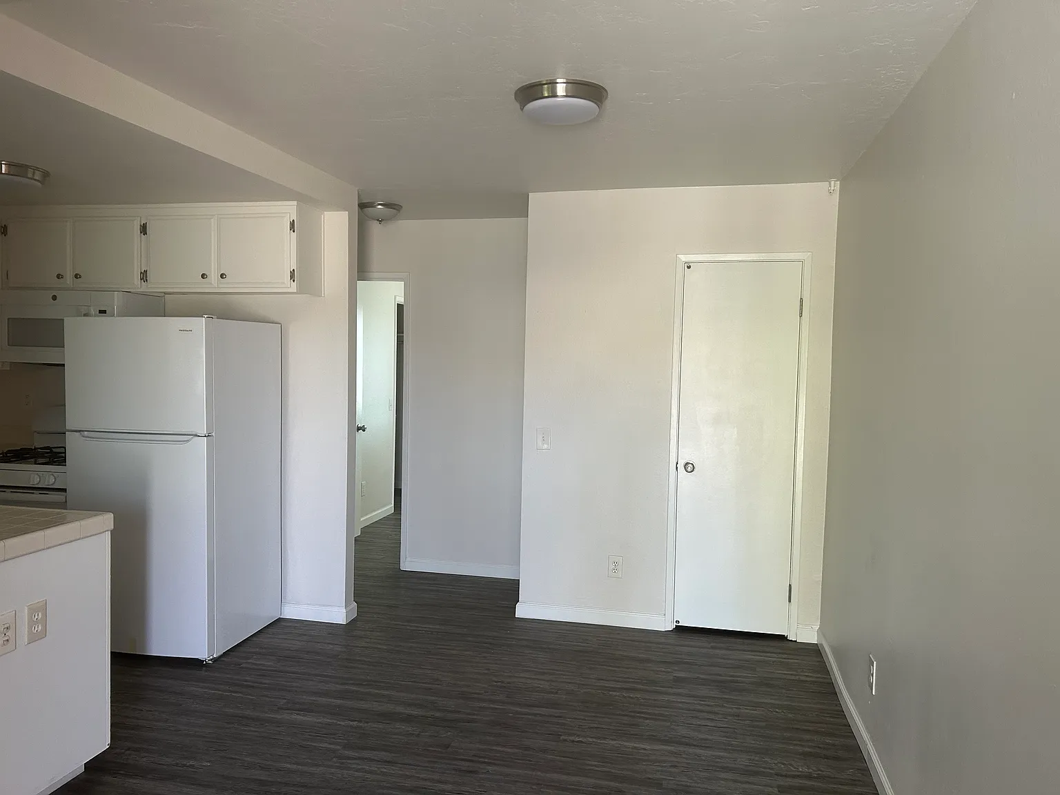 1 bed, 650 sqft, $1,750 — Photo 4