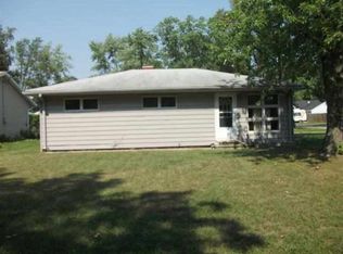 1402 Cedar St, Elkhart, IN 46514