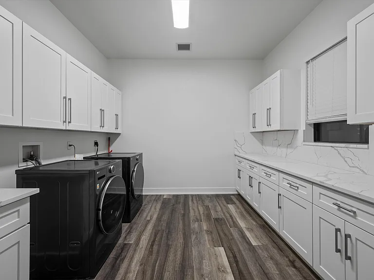 4751 S South Rd — Photo 26