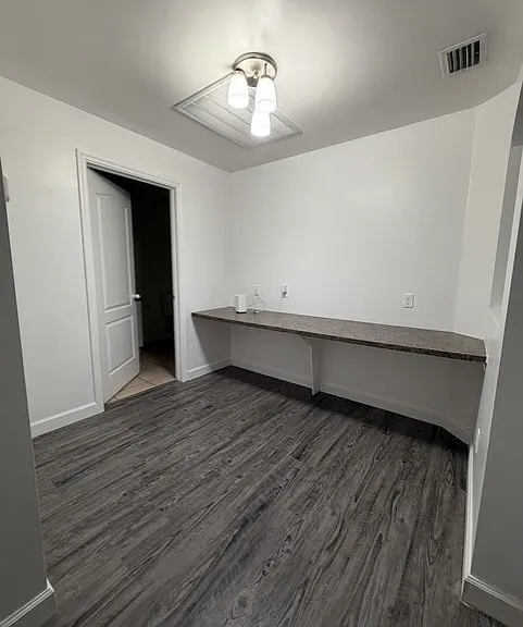 623 Summit Ave S — Photo 16