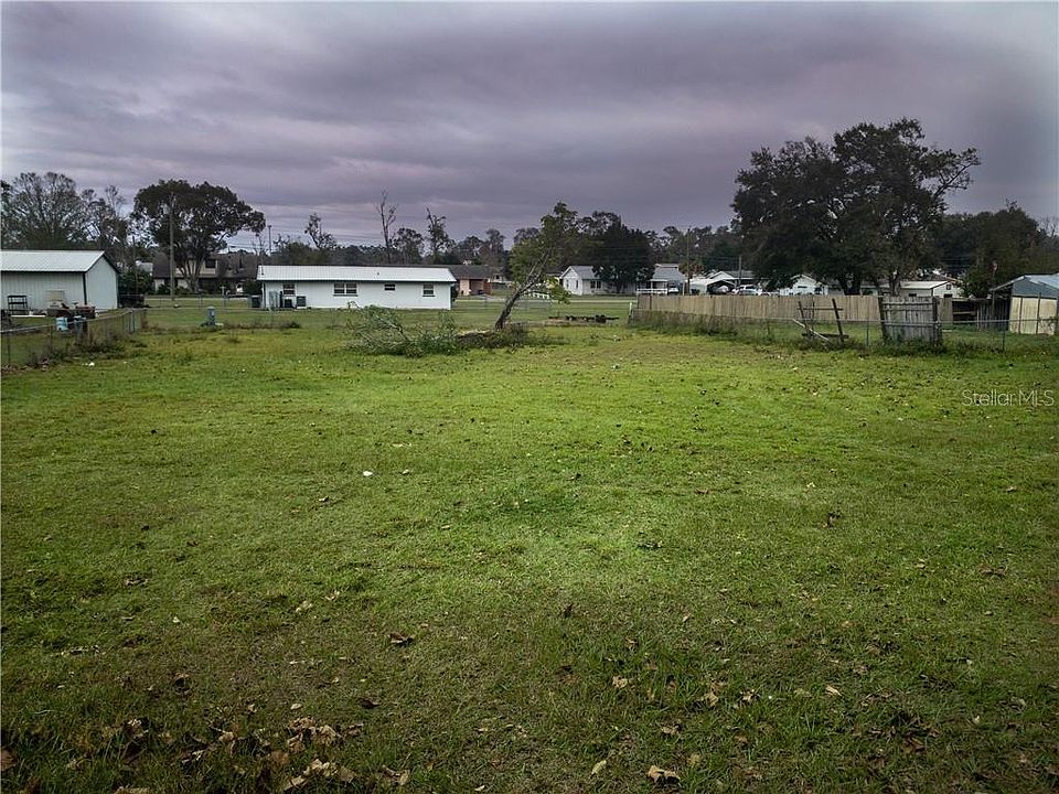 2nd image of Chart Prine Rd