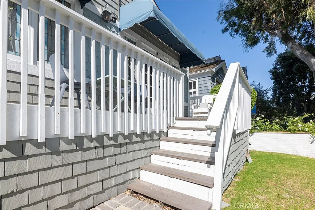3 bed, 1188 sqft, $6,850 — Photo 3