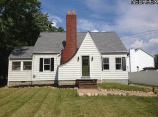 2988 Sourek Rd, Akron, OH 44333