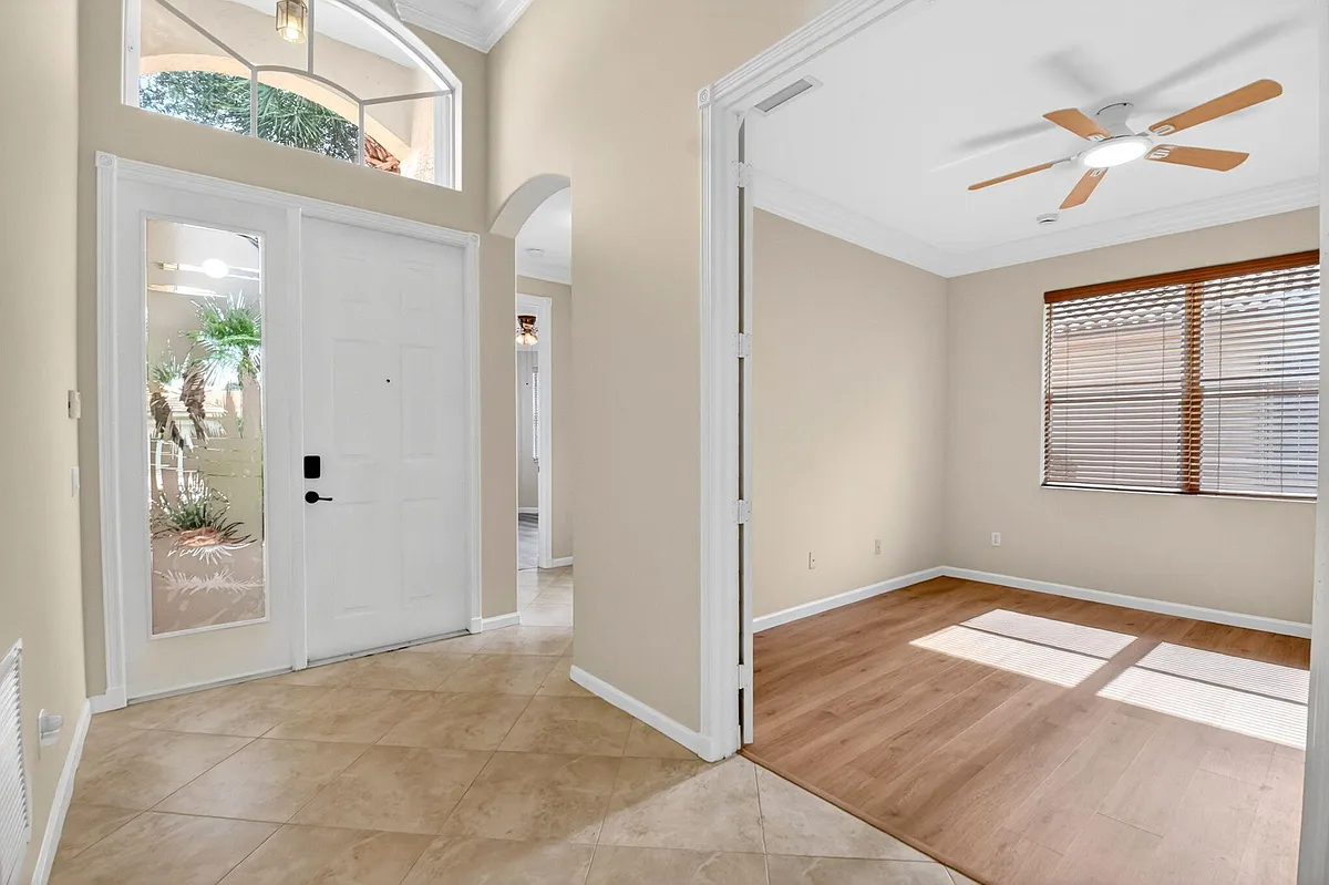 Building Photo - 6812 Belmont Shore Dr