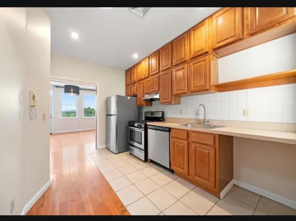 54 Monitor Street image 4 of 10