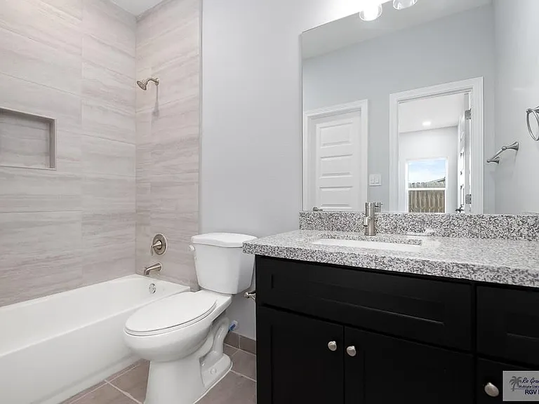 2228 N Valley Cir #A — Photo 10