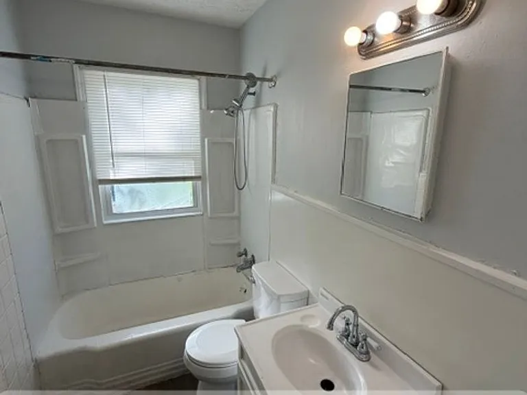 110 Facility Dr — Photo 5
