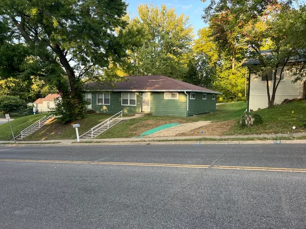 303-05 S 10th St #305, Leavenworth, KS 66048