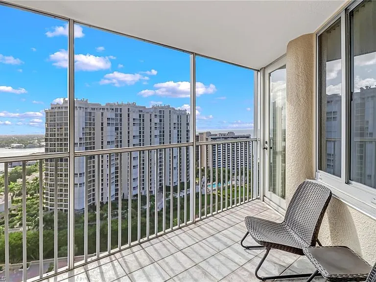 4041 Gulf Shore Blvd N #4 — Photo 2