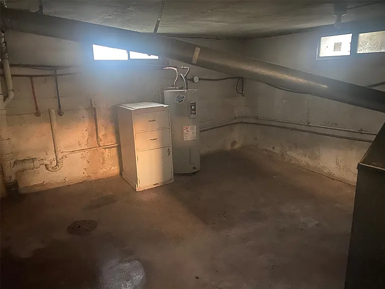 602 E Wise St — Photo 5