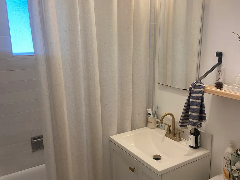 1312 Mountain Ave — Photo 3