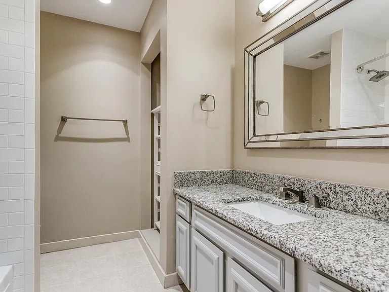 7711 Callaghan Rd #301 — Photo 8
