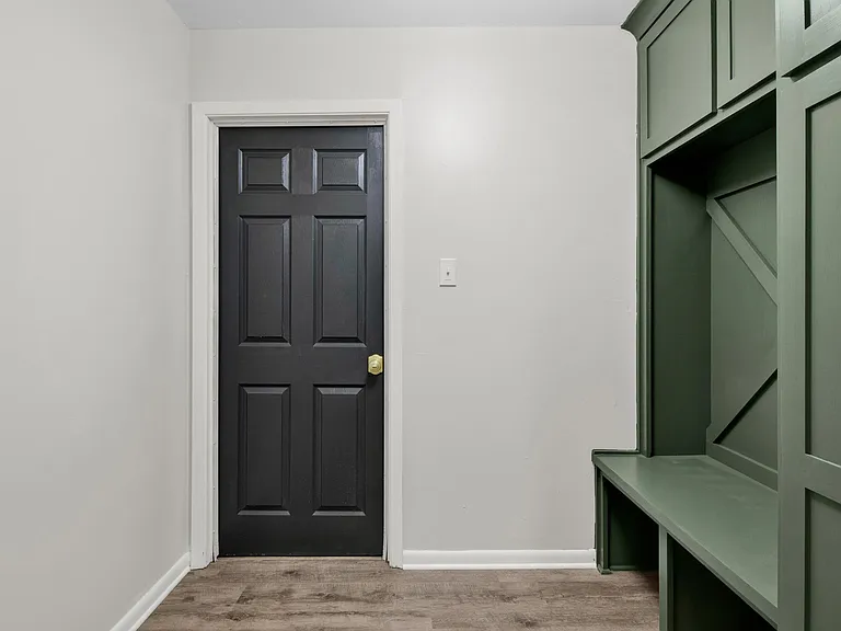 413 Dawn St — Photo 15