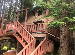 92 Silver Fir Rd, Snoqualmie Pass, WA 98068