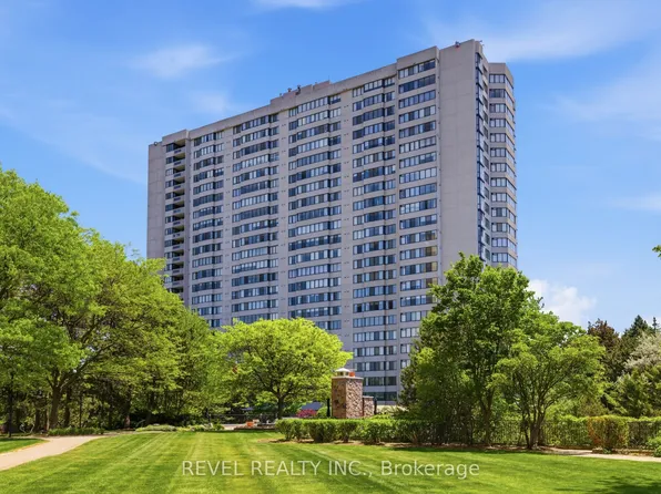 2330 Bridletowne Cir #Penthouse 06, Toronto, ON M1W 3P6