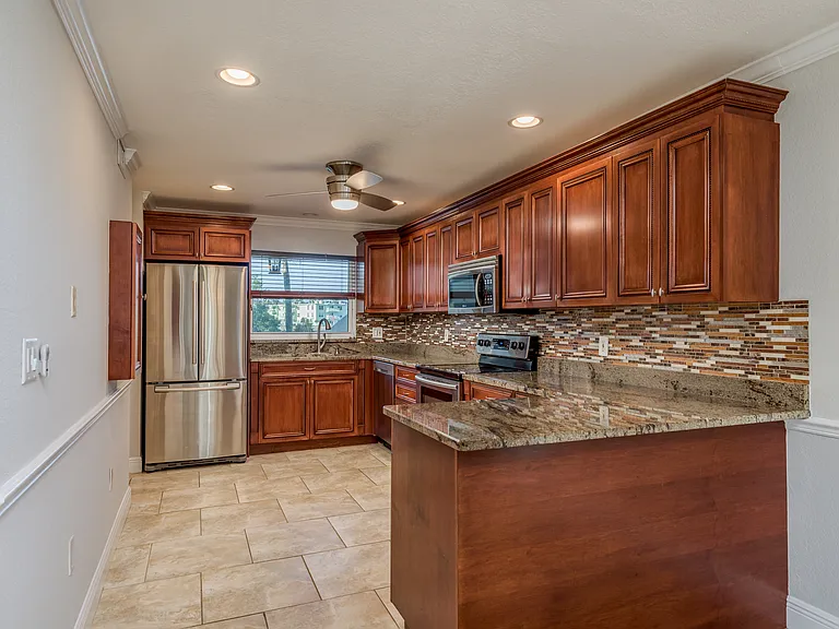 2700 Bayshore Blvd #507 — Photo 22