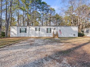 3 Capehart Cir, Beaufort, SC 29906