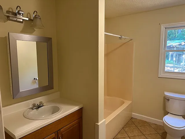 1080 Arnold Spence Rd — Photo 17