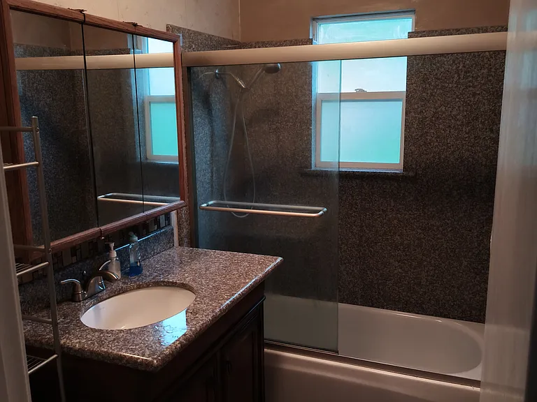 523 Encina Dr — Photo 17