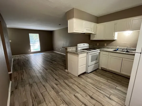 1842 Thompson St, La Marque, TX