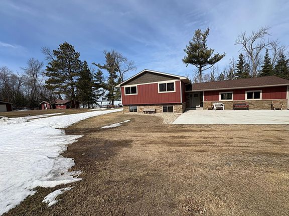3rd image of 46824 Foss Rd