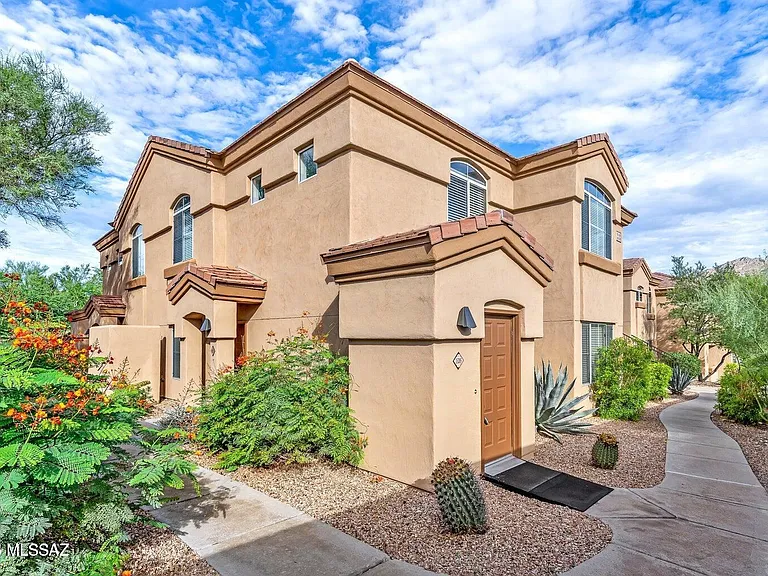 7050 E Sunrise Dr #13205 — Photo 2