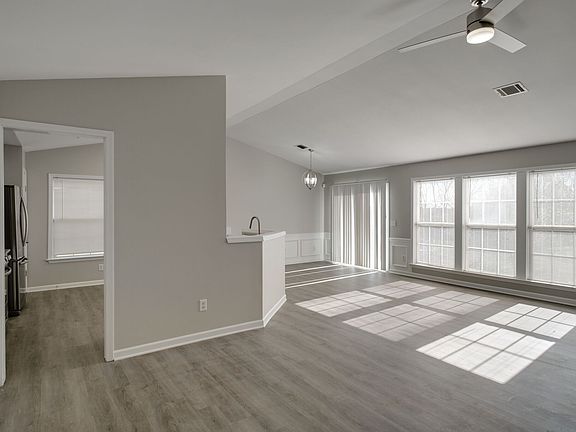 5th image of 1624 W Wilson Blvd