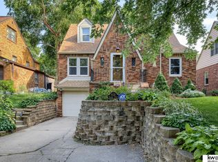 5132 Erskine St, Omaha, NE 68104