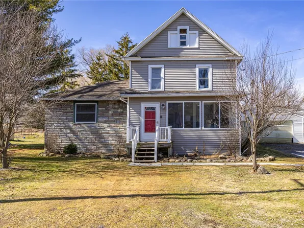4212 South St, Stanley, NY 14561