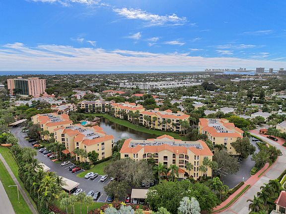 3rd image of 200 Uno Lago Drive #401