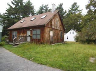 353 Pelham Rd, Amherst, MA 01002