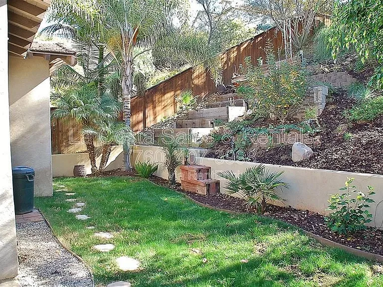 1139 Calistoga Way — Photo 23