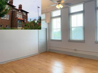 302-3010 W 7th St #302, Little Rock, AR 72205