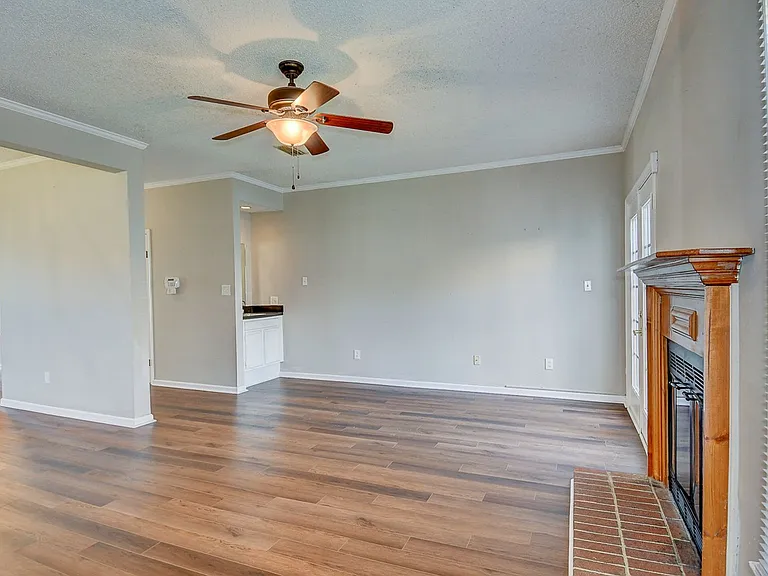 4206 Minnard Ct — Photo 13
