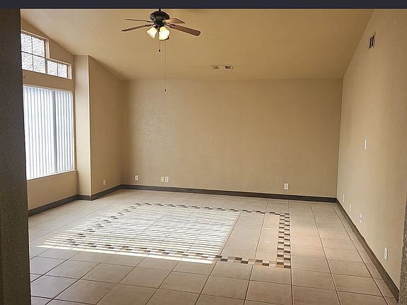 3rd image of 1622 Yuba Cir
