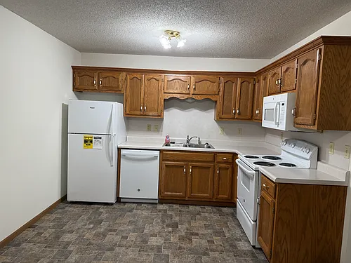 4936 Old Lohman Rd #B Photo 1 4936 Old Lohman Rd #B Photo 1